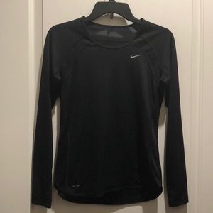Nike top